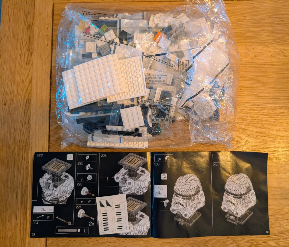 *NEW* Star Wars Stormtrooper Helmet (75276) MOC Building Block Set