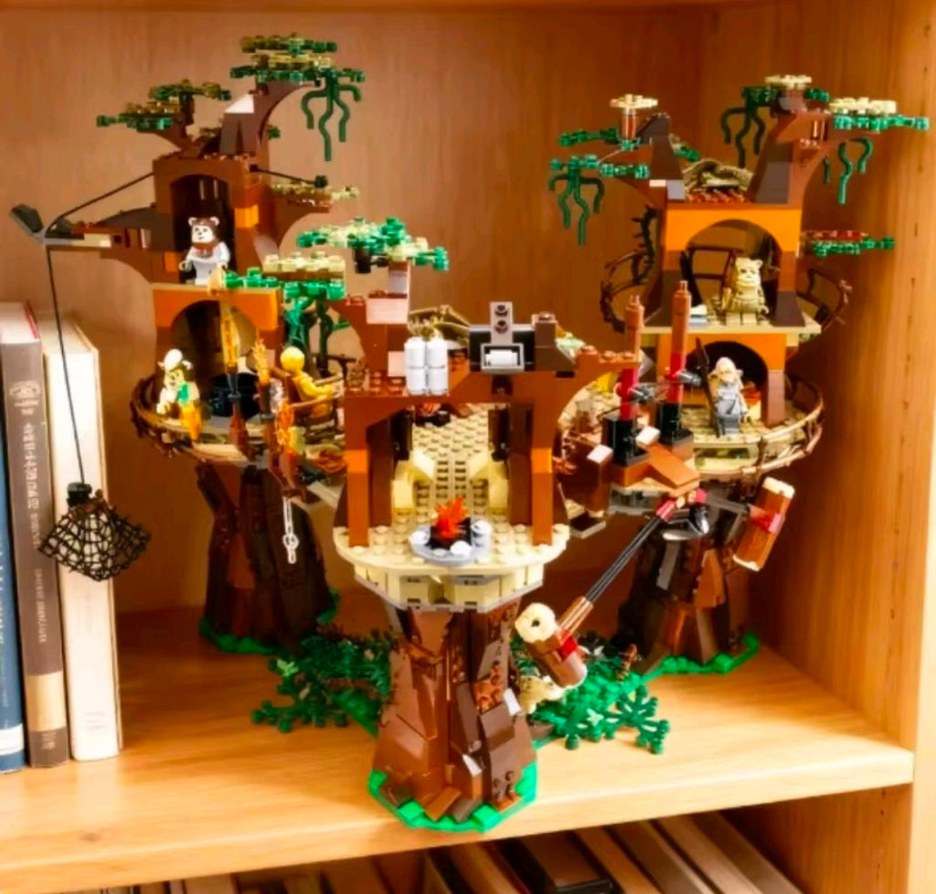 Star Wars: Ewok Village (10236) 1990PCS Building Blocks w/ 16 Figures