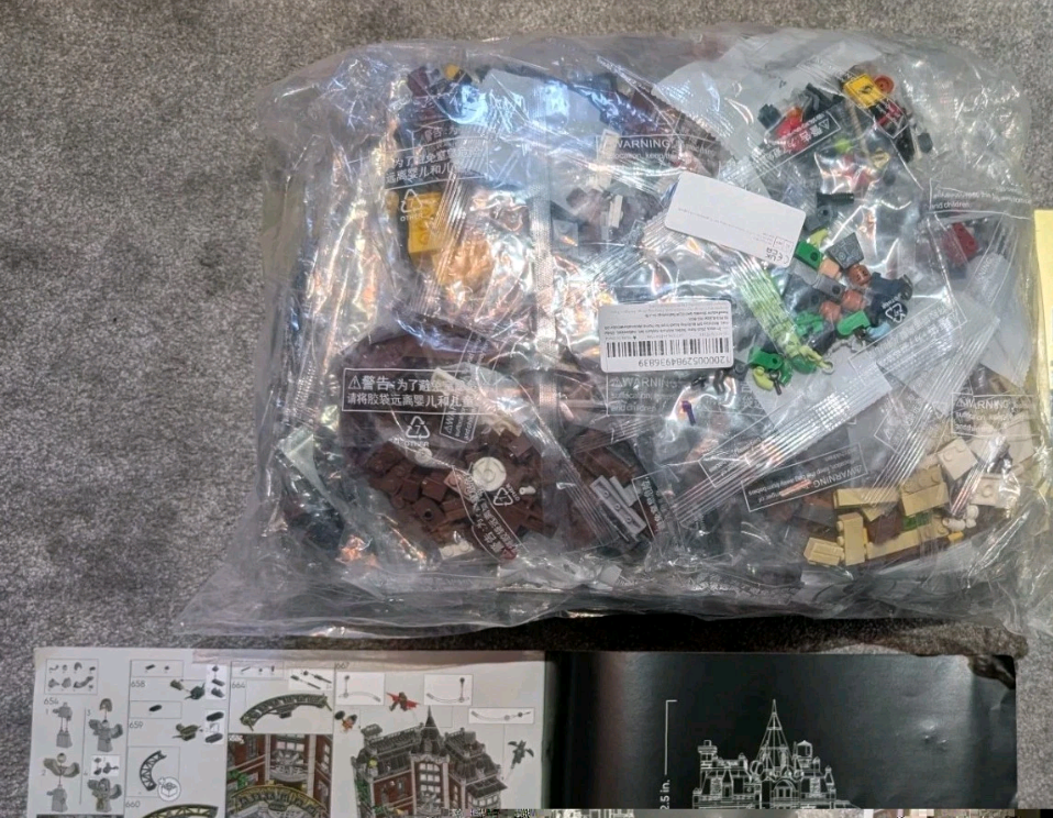 DC Batman Arkham Asylum 76300 Moc  2953pcs 16 Figures Stickers & Manual