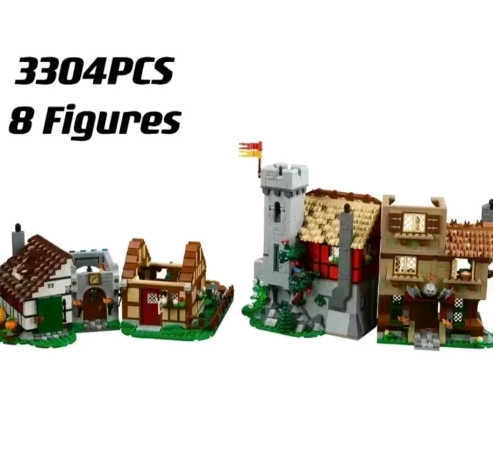 10332 Medieval Town Square Market Village Buildings Set + 8 Minifigures